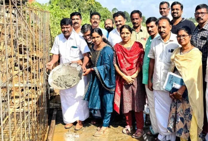 1. MANOJ MOOTHEDAN (1)