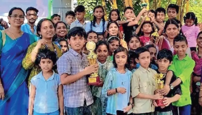 00vla-1761168221073-56232777-6435-416a-b11d-ce939c5d26dd-900x511