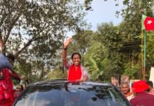 മരോട്ടിച്ചുവട്ടില് ചെങ്കൊടിയുടെ തിരയിളക്കം; കലാശക്കൊട്ടില് വന്ജനാവലി