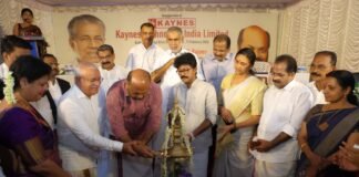 റയോൺസിൽ പി. രാജീവ് ‘സിക്സർ’; എൽദോസിന്റെ അവകാശവാദങ്ങൾ ‘നോ ബോൾ’? നിയമസഭയിലെ രേഖകൾ നിരത്തി മന്ത്രിയുടെ കടന്നാക്രമണം!