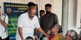 പെരുമ്പാവൂരിൽ പോരാട്ടം കടുക്കുന്നു; ആദ്യഘട്ടത്തിൽ മുന്നേറി ബേസിൽ പോൾ, സജീവമായി മറ്റു സ്ഥാനാർത്ഥികളും