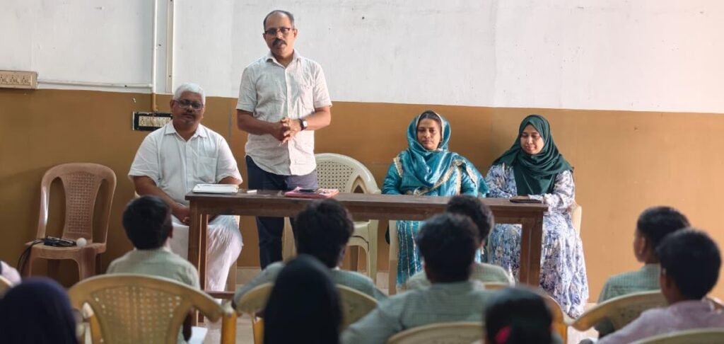 വനമഹോത്സവം: തണ്ടേക്കാട് ജമാഅത്ത് എച്ച്എസ്എസിൽ പഠനക്ലാസ് സംഘടിപ്പിച്ചു